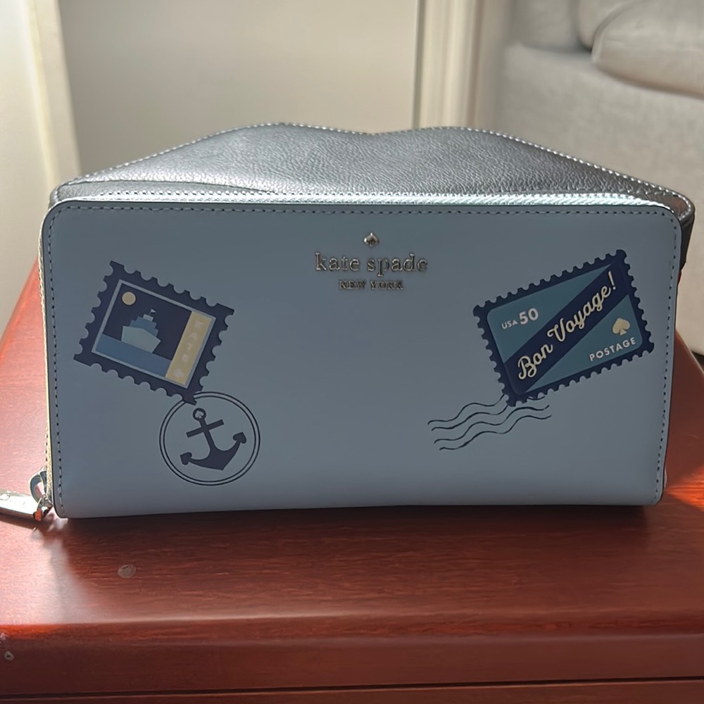 Kate Spade “off the grid” large continental wallet